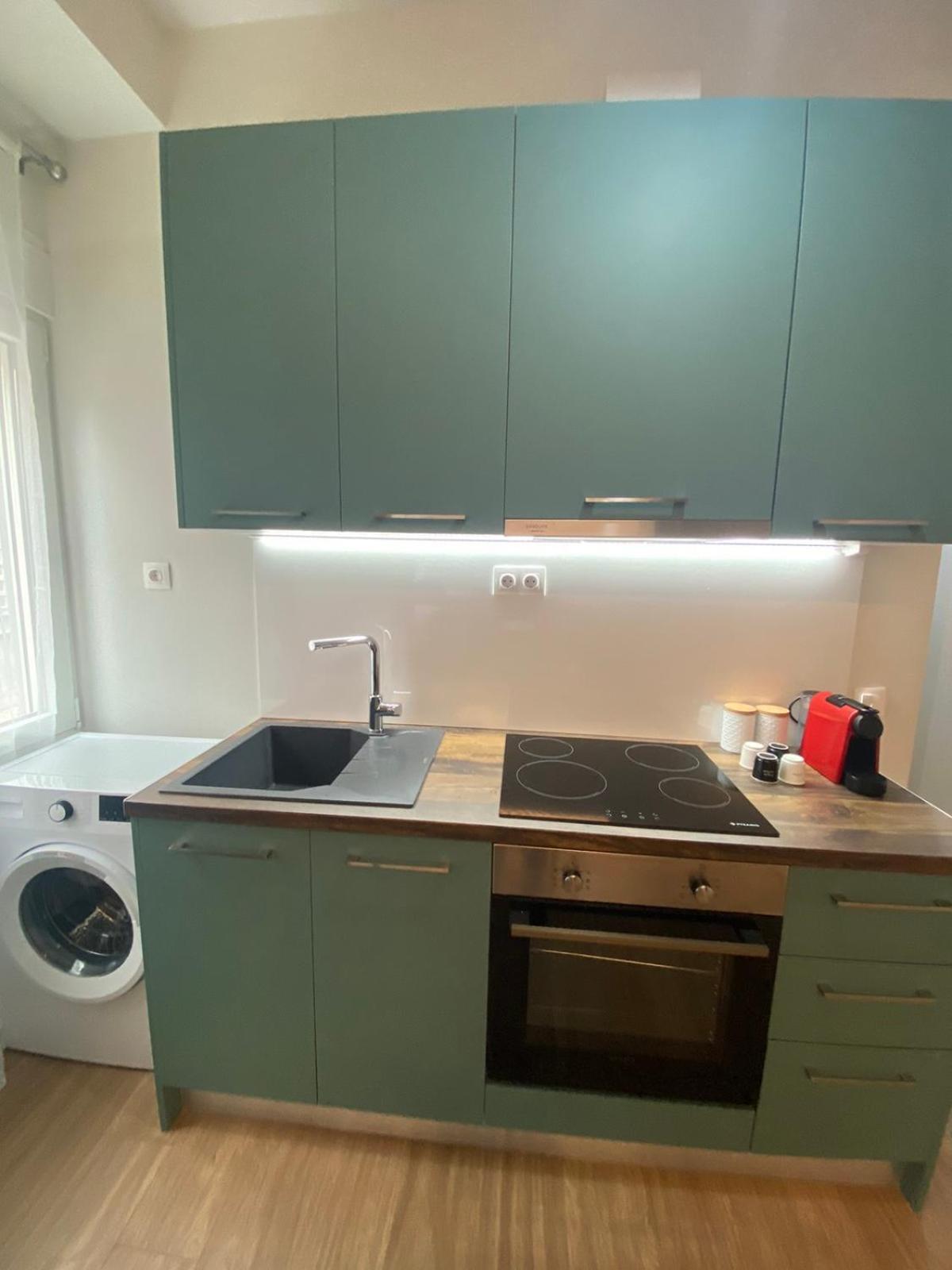 Agias Sofias Svolou Center Apartment Tesalonika Bagian luar foto